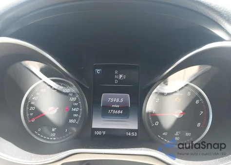 2015 Mercedes-Benz C 300 4Matic/Luxury 4Matic/Sport 4Matic из США, поврежденный, VIN 55SWF4KB1FU040546